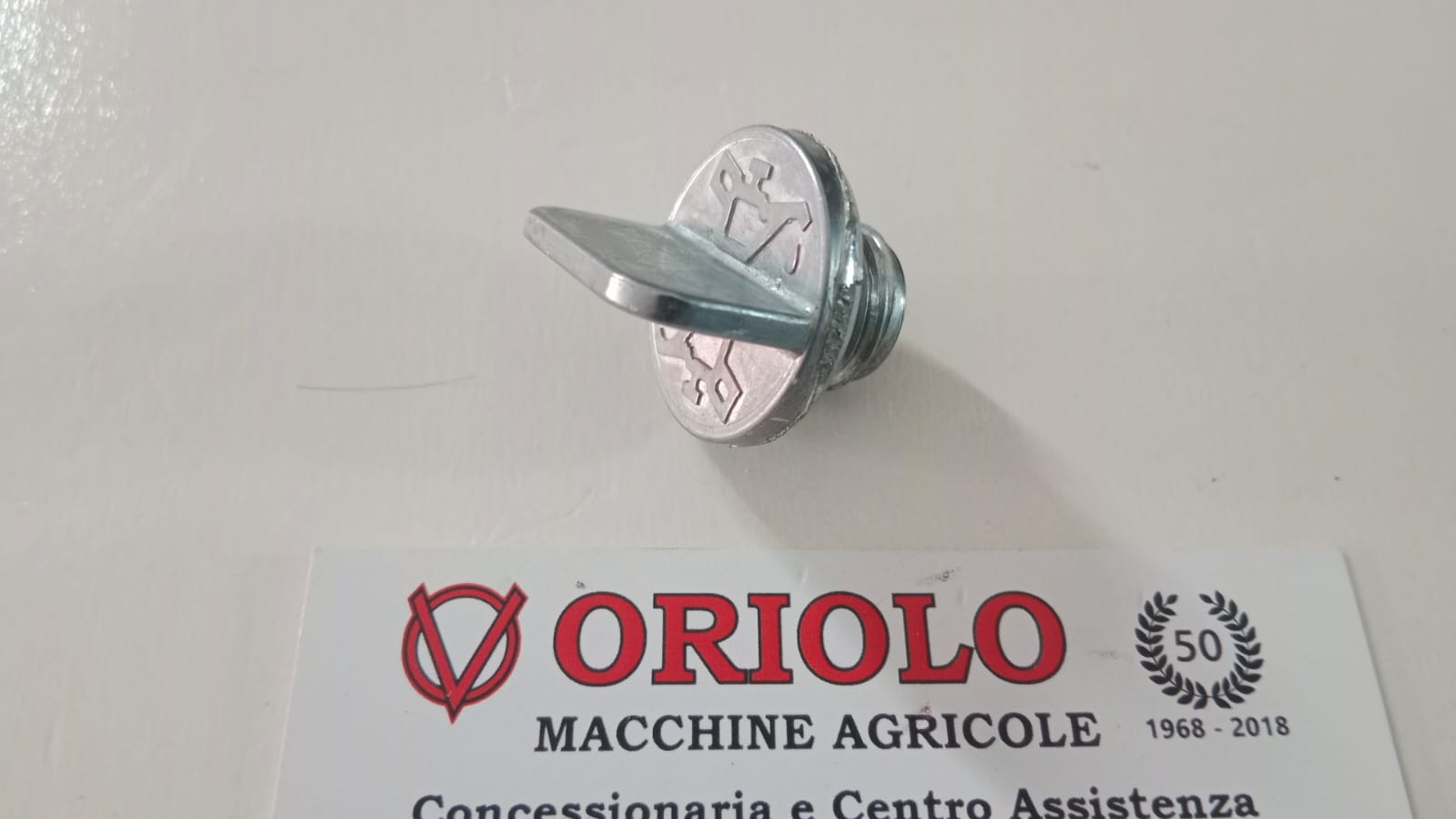TAPPO OLIO PER MOTORI ACME MASCHIO DIAM 15.5 P. 2